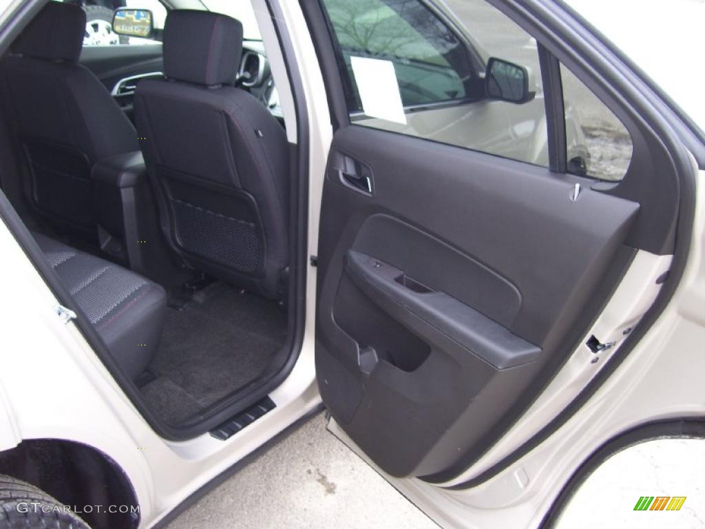 2010 Equinox LT AWD - Gold Mist Metallic / Jet Black photo #21