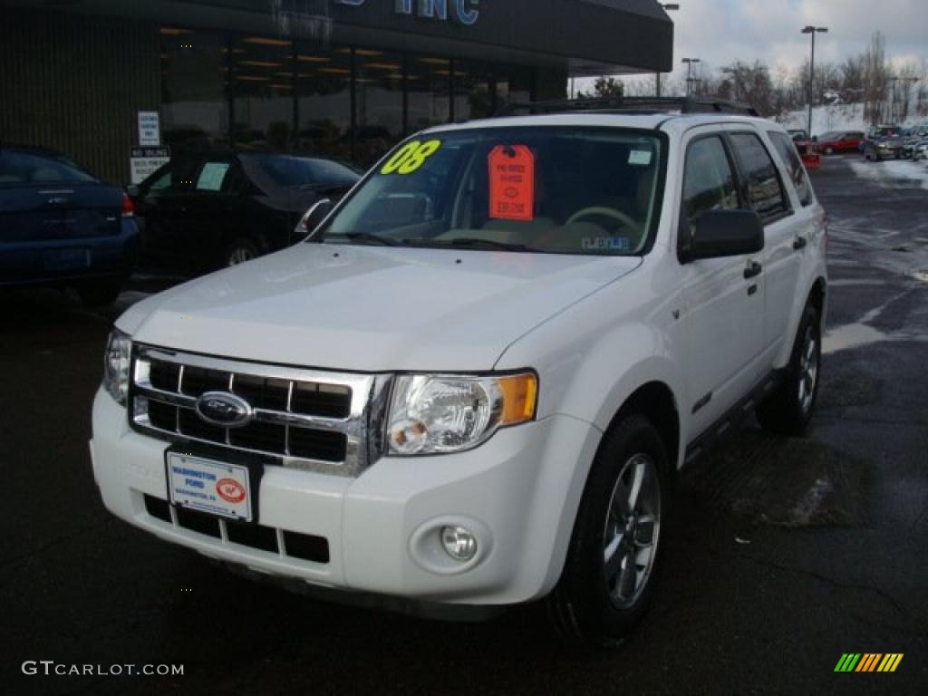 2008 Escape XLT V6 4WD - Oxford White / Camel photo #11