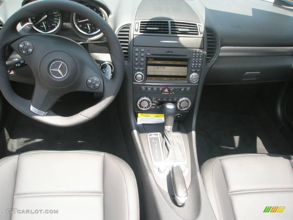 2009 SLK 55 AMG Roadster - Black / Black photo #11