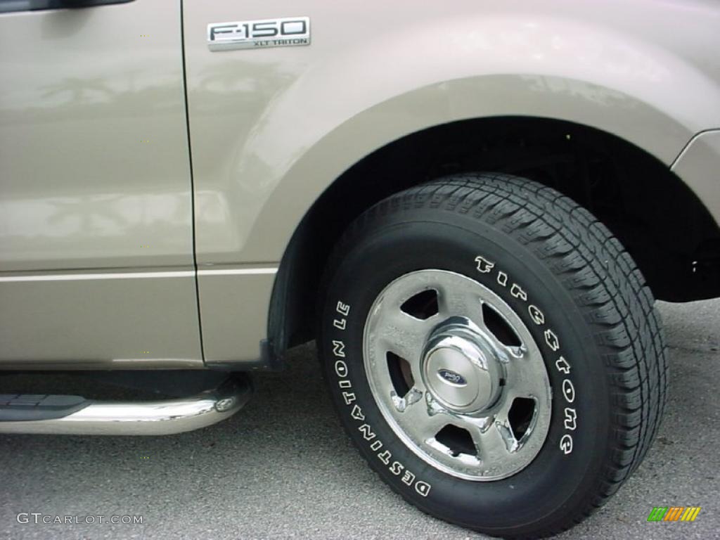 2004 F150 XLT SuperCrew - Arizona Beige Metallic / Tan photo #15