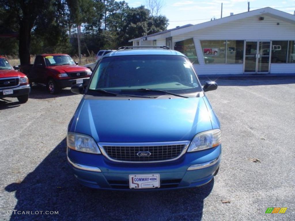 2003 Windstar SE - Light Sapphire Blue Metallic / Medium Graphite photo #2