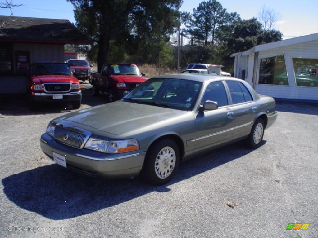 2004 Grand Marquis GS - Spruce Green Metallic / Light Flint photo #1