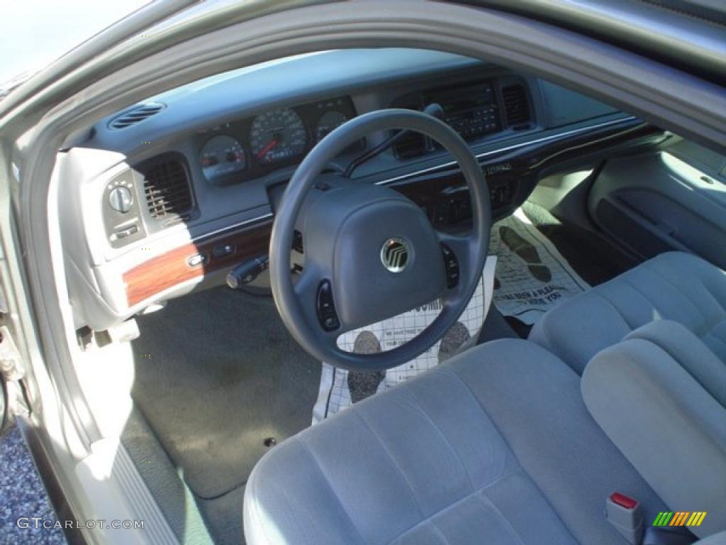 2004 Grand Marquis GS - Spruce Green Metallic / Light Flint photo #20