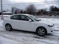 Whitewater Pearl Mica - MAZDA3 i Sedan Photo No. 4