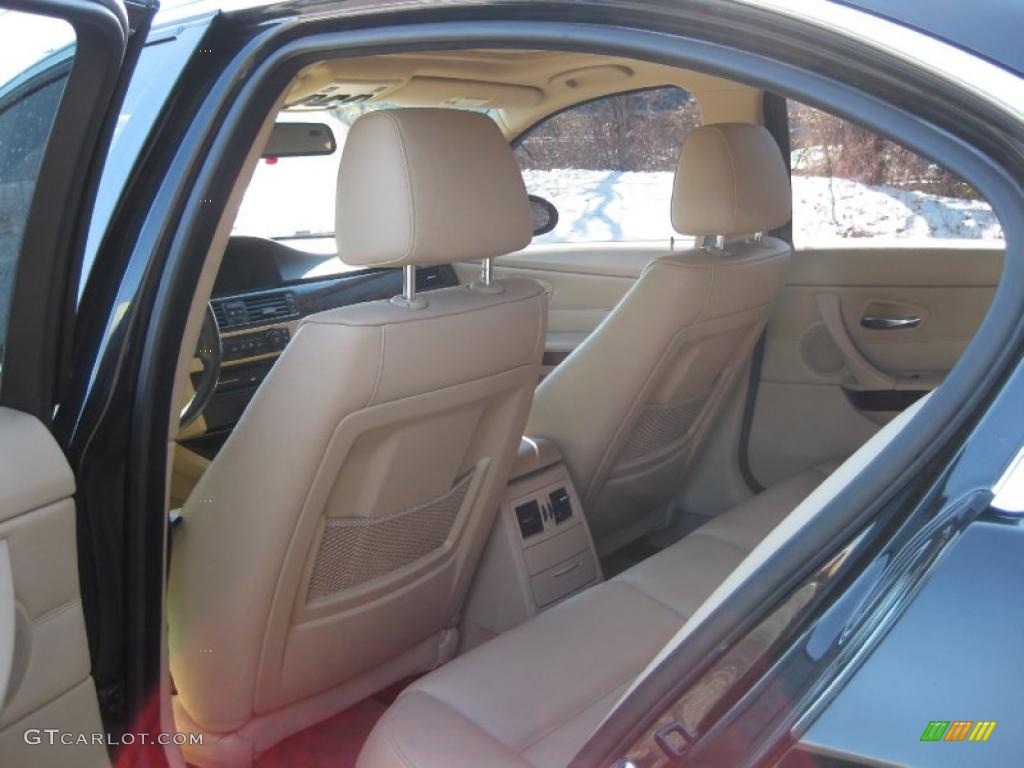 2006 3 Series 330i Sedan - Jet Black / Beige photo #17