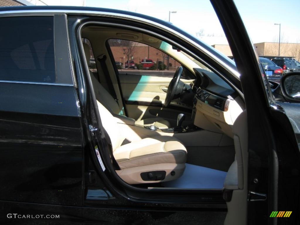 2006 3 Series 330i Sedan - Jet Black / Beige photo #19