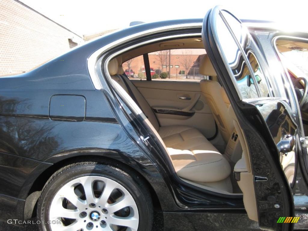 2006 3 Series 330i Sedan - Jet Black / Beige photo #24
