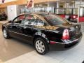 Black - Passat GLX Sedan Photo No. 2
