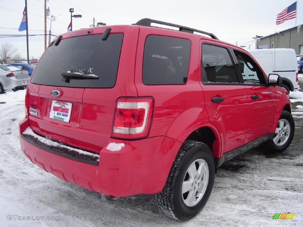 2009 Escape XLT - Sangria Red Metallic / Charcoal photo #5