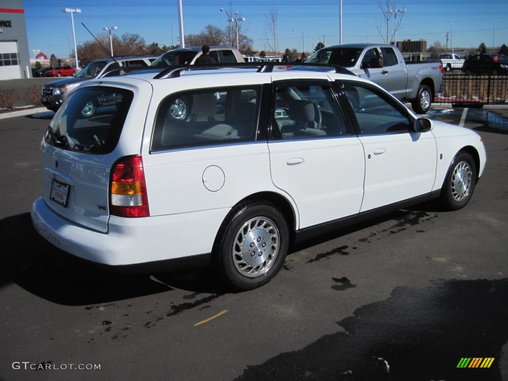 2000 L Series LW2 Wagon - Bright White / Gray photo #2