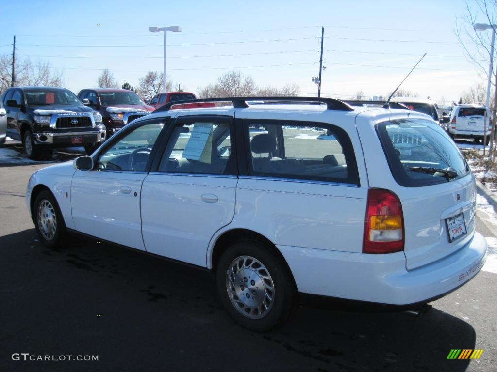 2000 L Series LW2 Wagon - Bright White / Gray photo #4