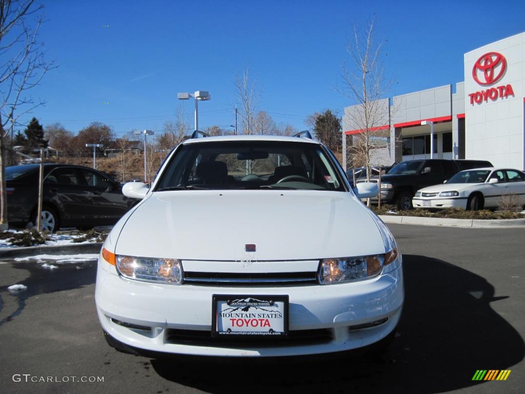 2000 L Series LW2 Wagon - Bright White / Gray photo #6