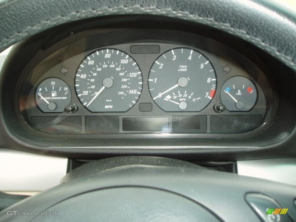 2004 3 Series 325i Coupe - Jet Black / Sand photo #11