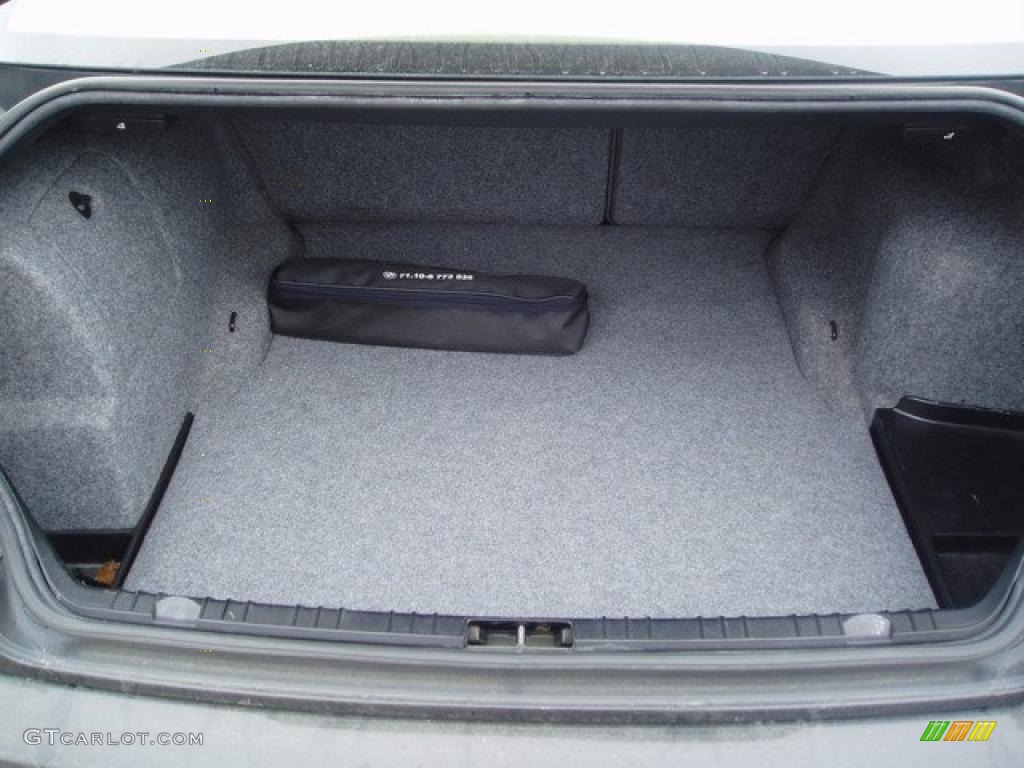 2004 3 Series 325i Coupe - Jet Black / Sand photo #12