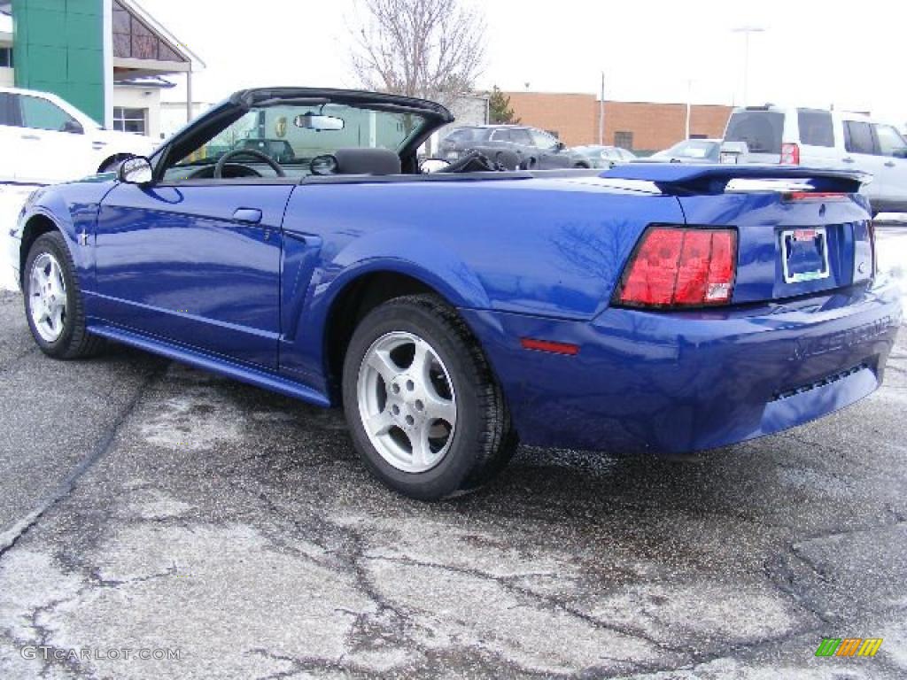 2002 Mustang V6 Convertible - Sonic Blue Metallic / Dark Charcoal photo #4
