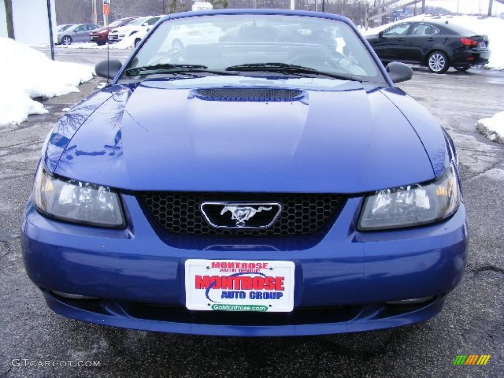 2002 Mustang V6 Convertible - Sonic Blue Metallic / Dark Charcoal photo #9