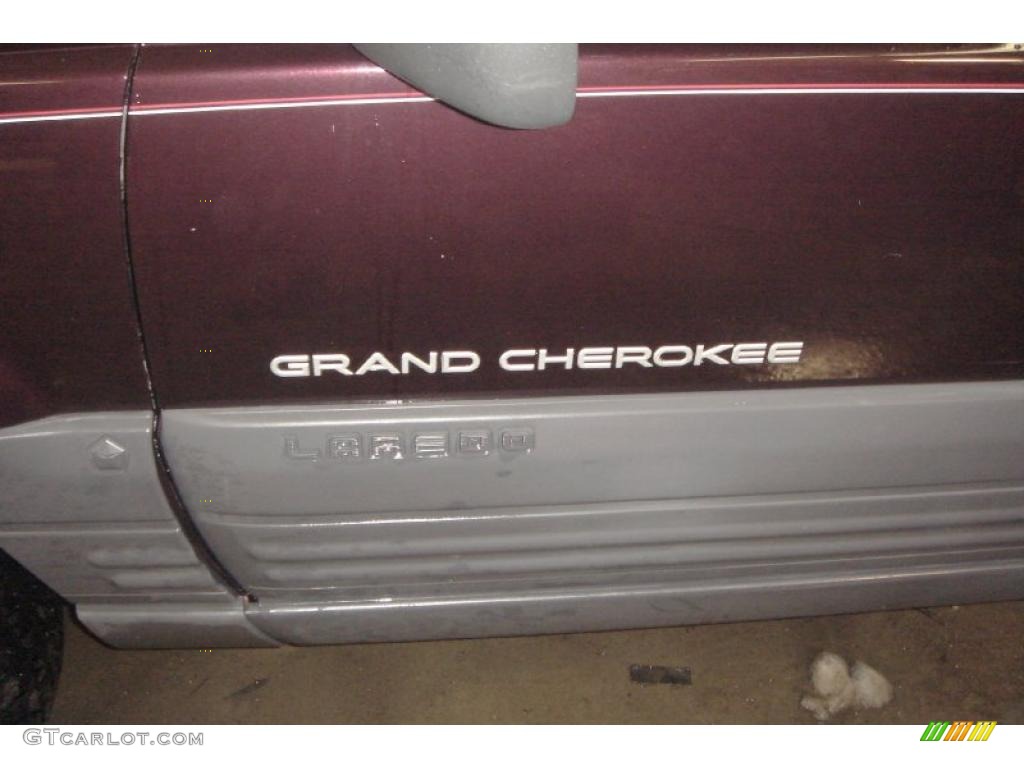 1996 Grand Cherokee Laredo 4x4 - Dark Rosewoood Pearlcoat / Agate photo #4