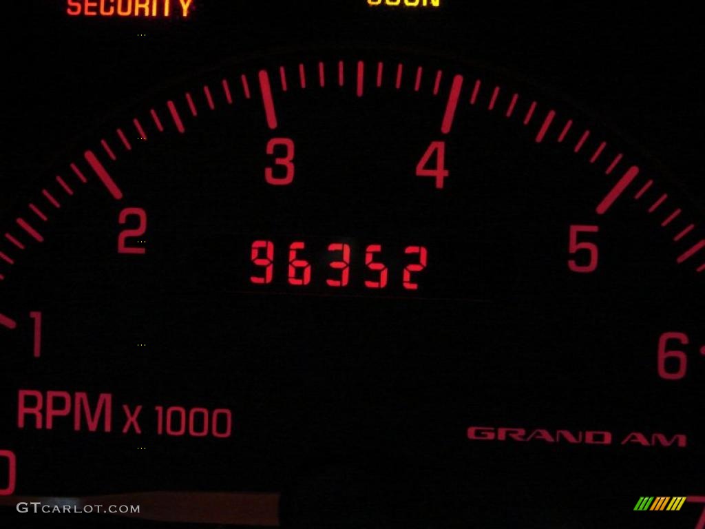 2002 Grand Am SE Sedan - Galaxy Silver Metallic / Dark Pewter photo #11