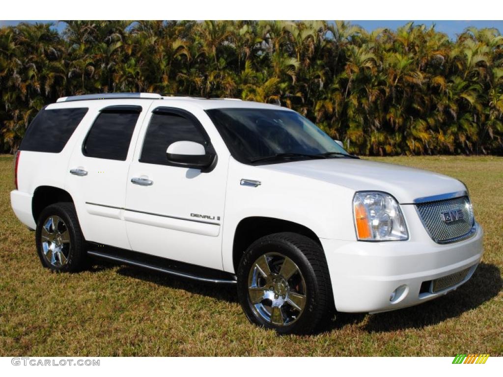 2007 Yukon Denali AWD - Summit White / Ebony Black photo #2