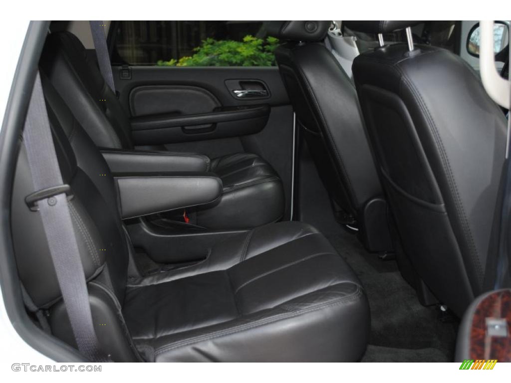 2007 Yukon Denali AWD - Summit White / Ebony Black photo #19