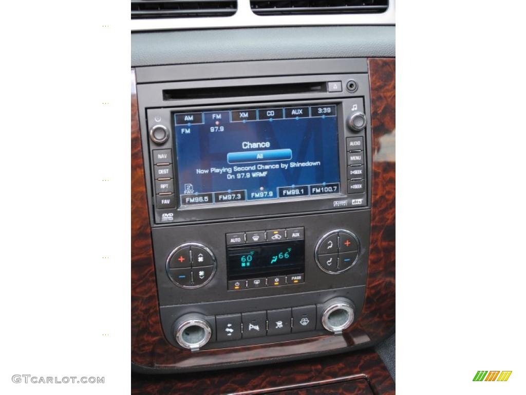 2007 Yukon Denali AWD - Summit White / Ebony Black photo #24