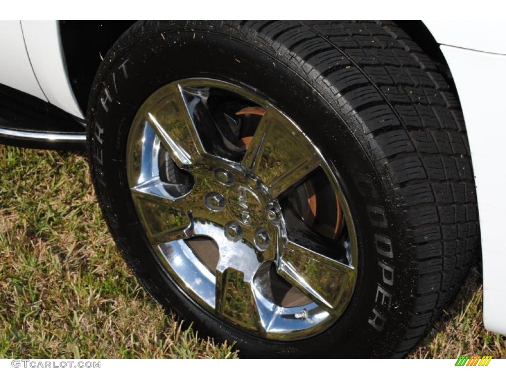 2007 Yukon Denali AWD - Summit White / Ebony Black photo #33