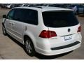 2009 Calla Lilly White Volkswagen Routan SEL  photo #9