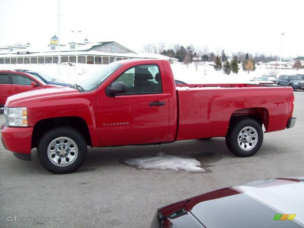 2010 Silverado 1500 LS Regular Cab - Victory Red / Dark Titanium photo #5