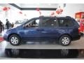 2009 Velvet Blue Kia Sedona LX  photo #4