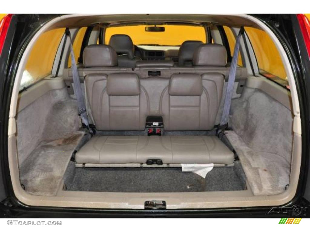 1998 Volvo V70 GLT Trunk Photo #25952100