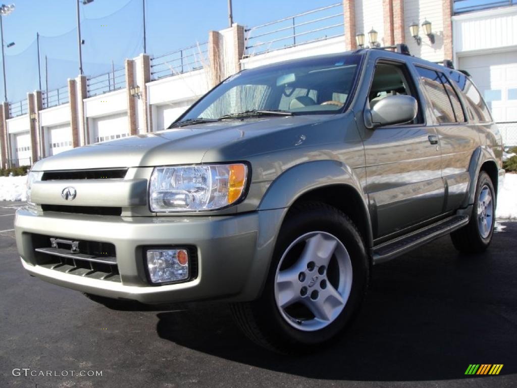 2001 QX4 4x4 - Tuscan Beige Metallic / Stone Beige photo #1