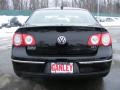 Deep Black - Passat Lux Sedan Photo No. 4