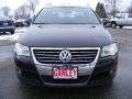 Deep Black - Passat Lux Sedan Photo No. 8