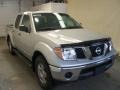 2008 Radiant Silver Nissan Frontier SE Crew Cab 4x4  photo #10