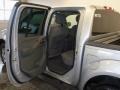 2008 Radiant Silver Nissan Frontier SE Crew Cab 4x4  photo #16