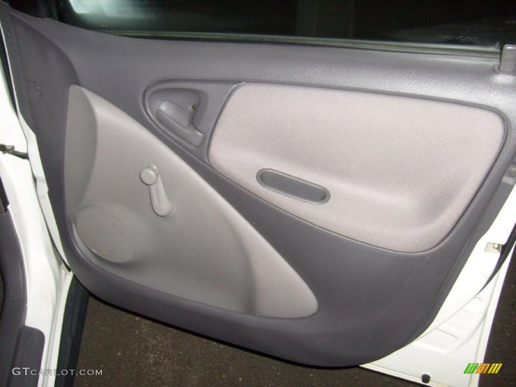 2000 ECHO Sedan - Super White / Shadow Gray photo #13