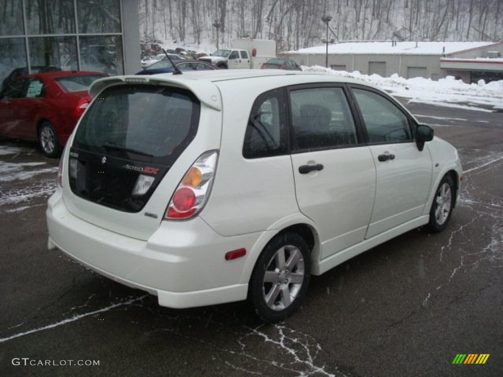 2006 Aerio SX AWD Sport Wagon - White Pearl / Black photo #2