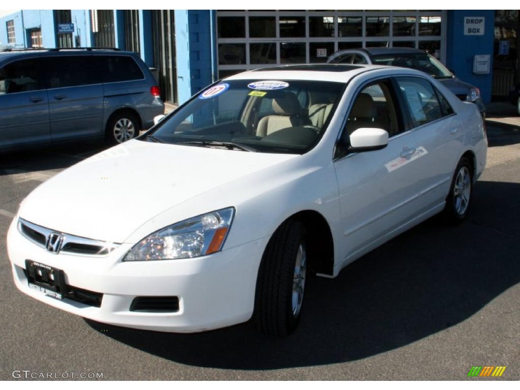 2007 Accord EX-L Sedan - Taffeta White / Ivory photo #2