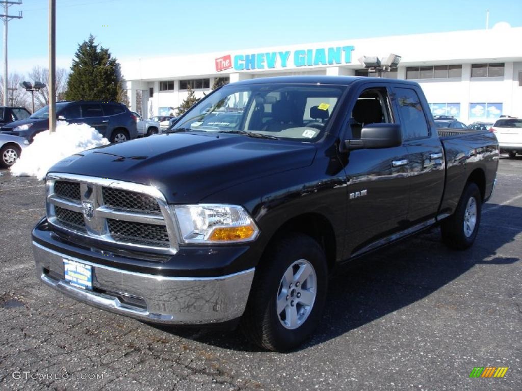 2009 Ram 1500 SLT Quad Cab 4x4 - Brilliant Black Crystal Pearl / Dark Slate/Medium Graystone photo #1