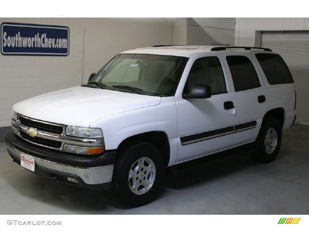 2004 Tahoe LS 4x4 - Summit White / Gray/Dark Charcoal photo #1