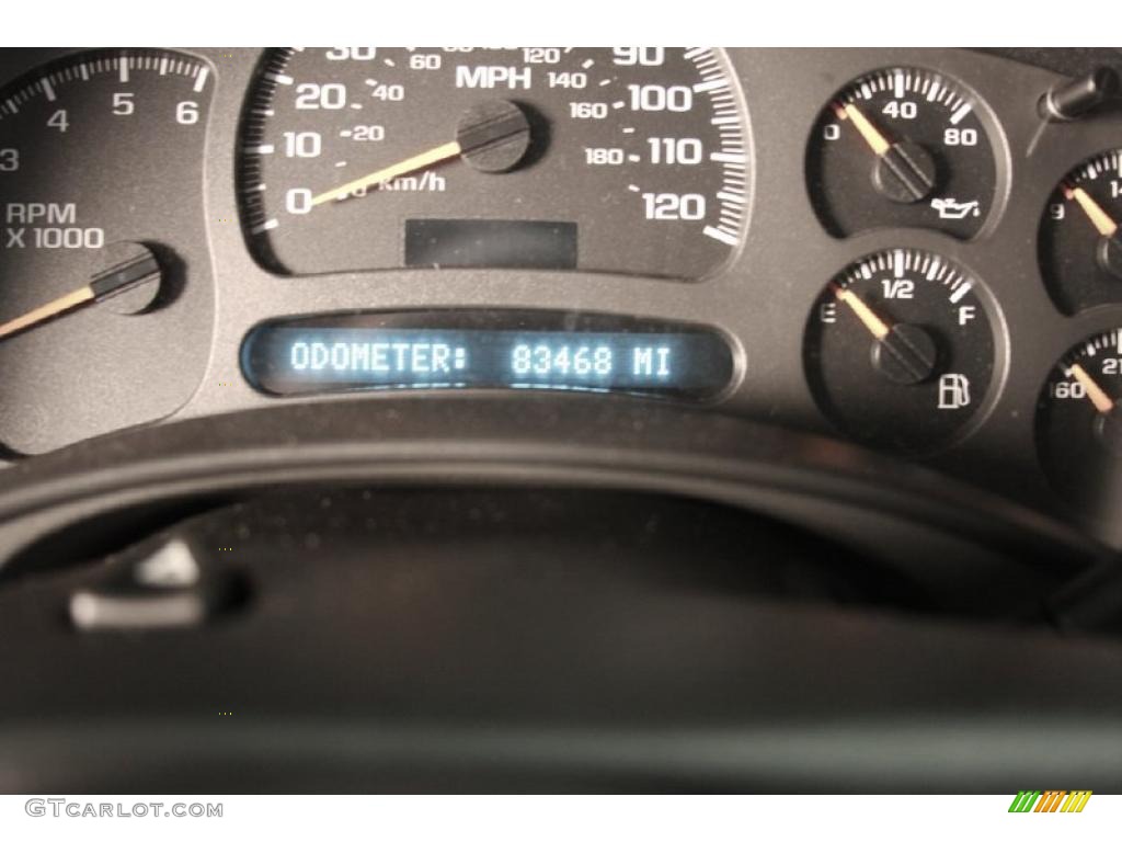 2004 Tahoe LS 4x4 - Summit White / Gray/Dark Charcoal photo #9