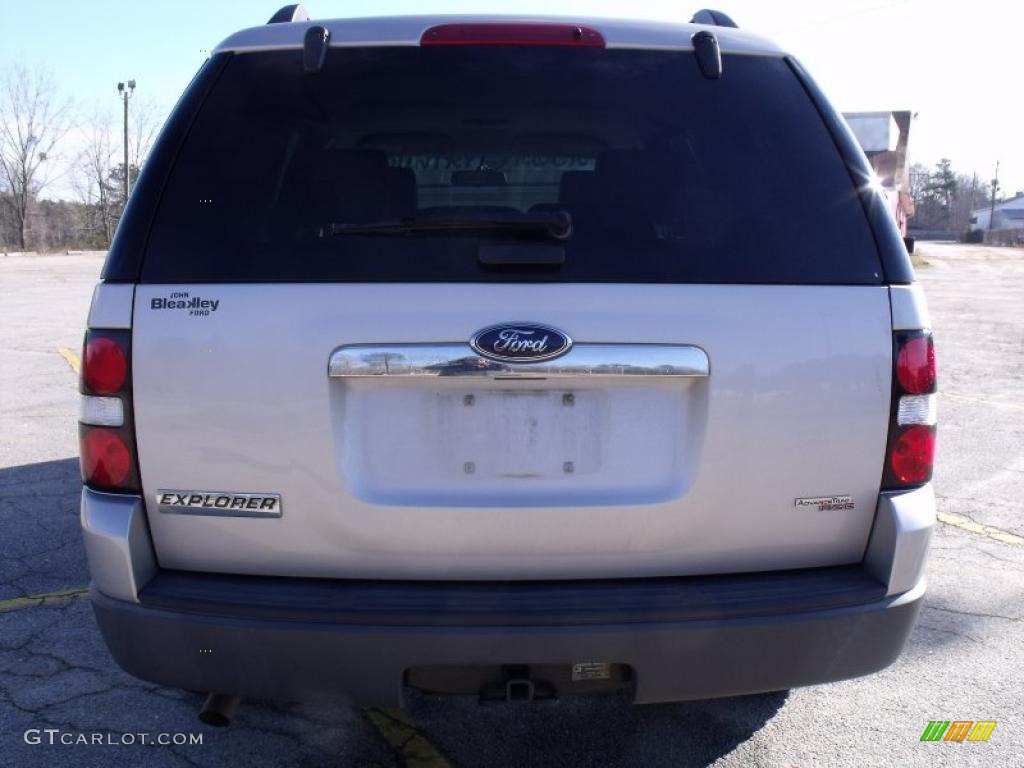 2006 Explorer XLS - Silver Birch Metallic / Stone photo #4