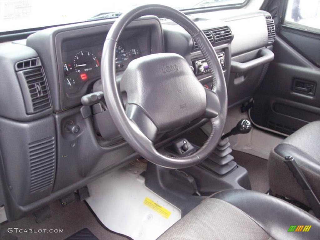 2000 Wrangler SE 4x4 - Stone White / Agate photo #28