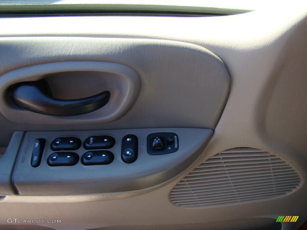 2003 F150 FX4 SuperCrew 4x4 - Toreador Red Metallic / Medium Parchment Beige photo #21