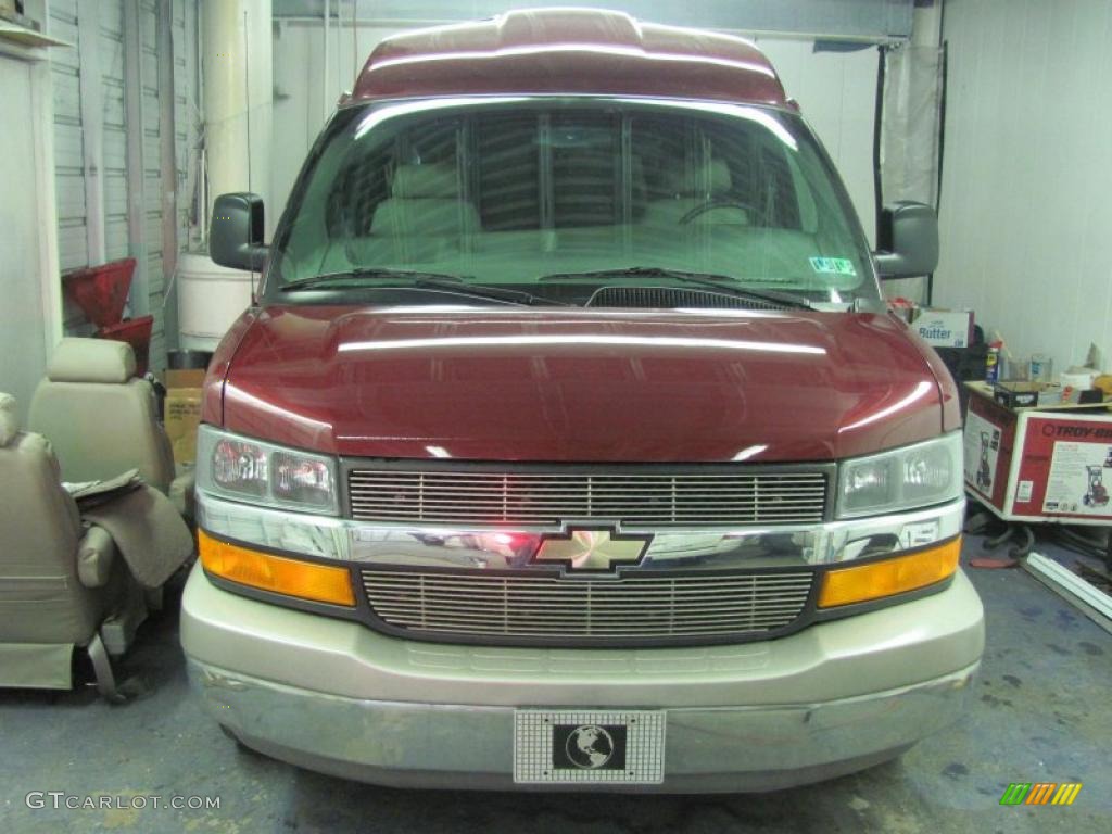 2003 Express 1500 Wheelchair Access Conversion Van - Berry Red Metallic / Medium Dark Pewter photo #10
