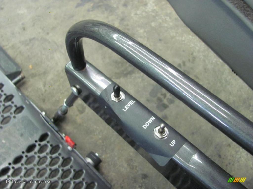 2003 Express 1500 Wheelchair Access Conversion Van - Berry Red Metallic / Medium Dark Pewter photo #16