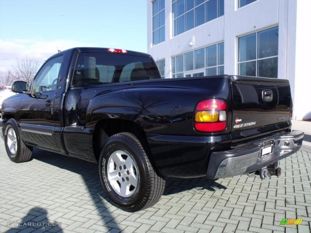 2005 Silverado 1500 LS Regular Cab - Black / Tan photo #3