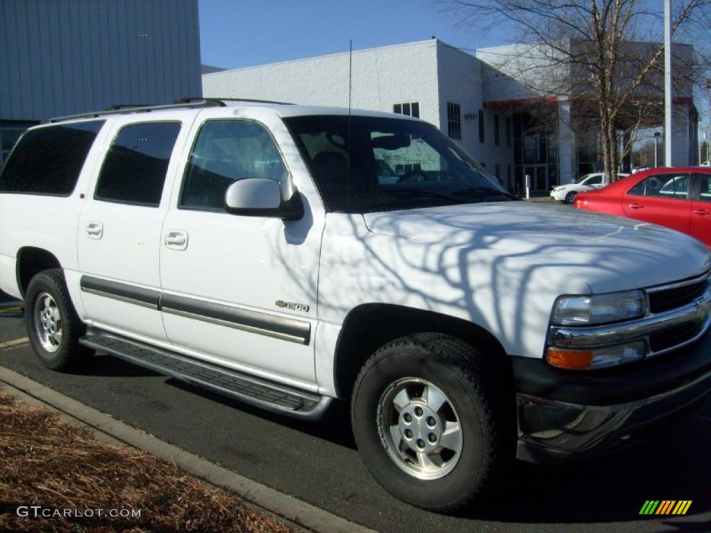 2001 Suburban 1500 LT 4x4 - Summit White / Graphite photo #4