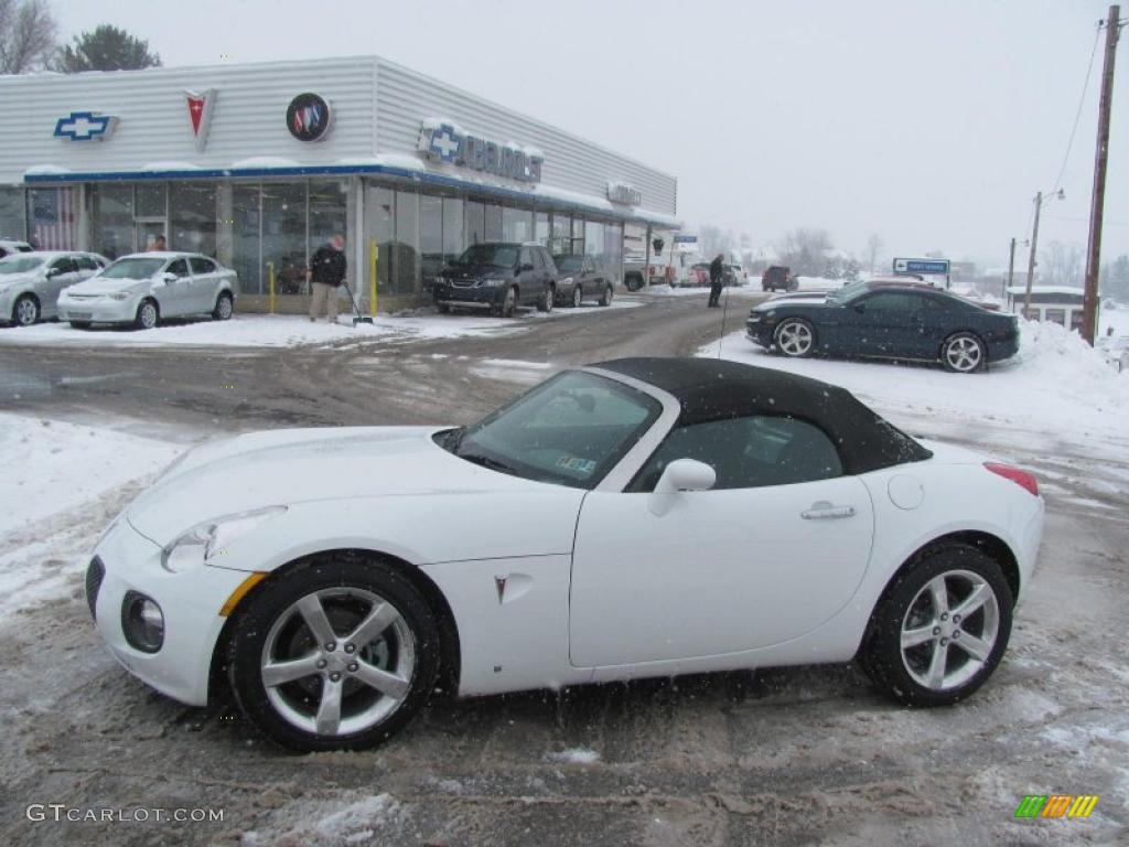 2007 Solstice GXP Roadster - Pure White / Ebony photo #1