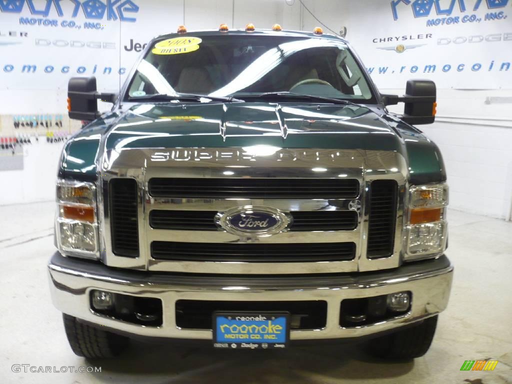 2008 F350 Super Duty Lariat Crew Cab 4x4 - Forest Green Metallic / Camel photo #31